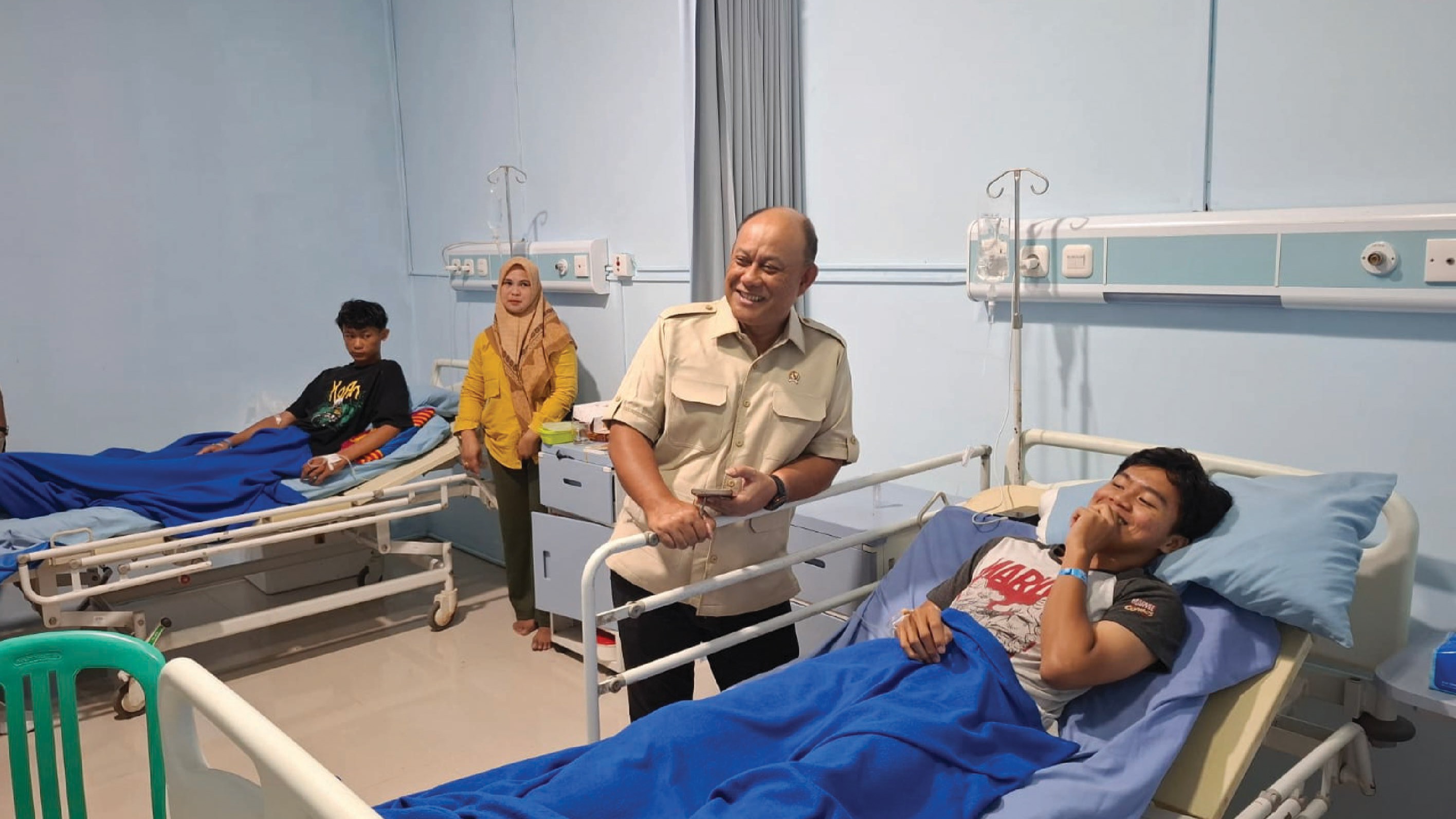Kepala BGN Kota Solok Kunjungi Siswa Cianjur: Tegaskan Komitmen Perbaikan, Perlindungan Anak, dan Gizi untuk Kecerdasan Bangsa